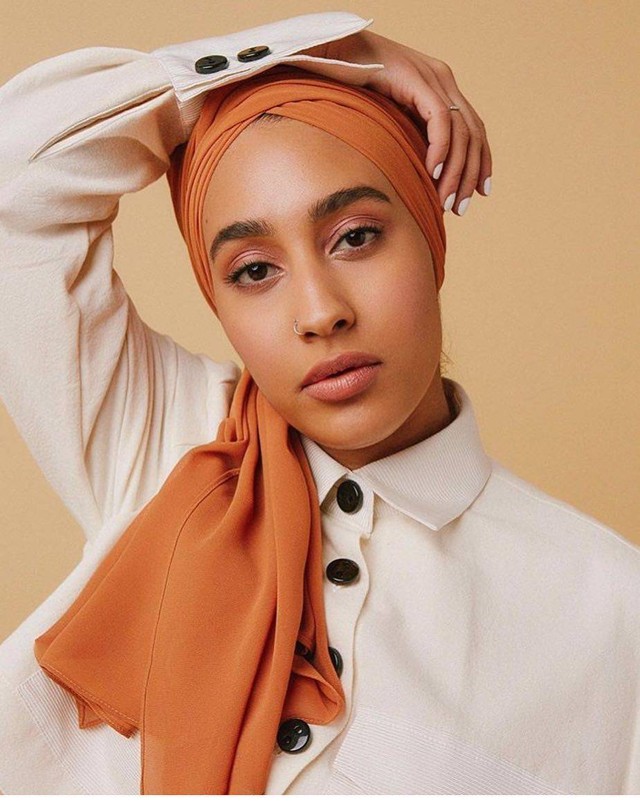 Rekomendasi Warna Jilbab yang Cocok untuk Kulit Sawo Matang
