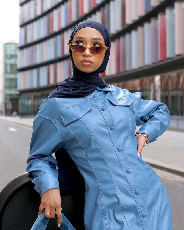 warna jilbab yang cocok untuk kulit sawo matang
